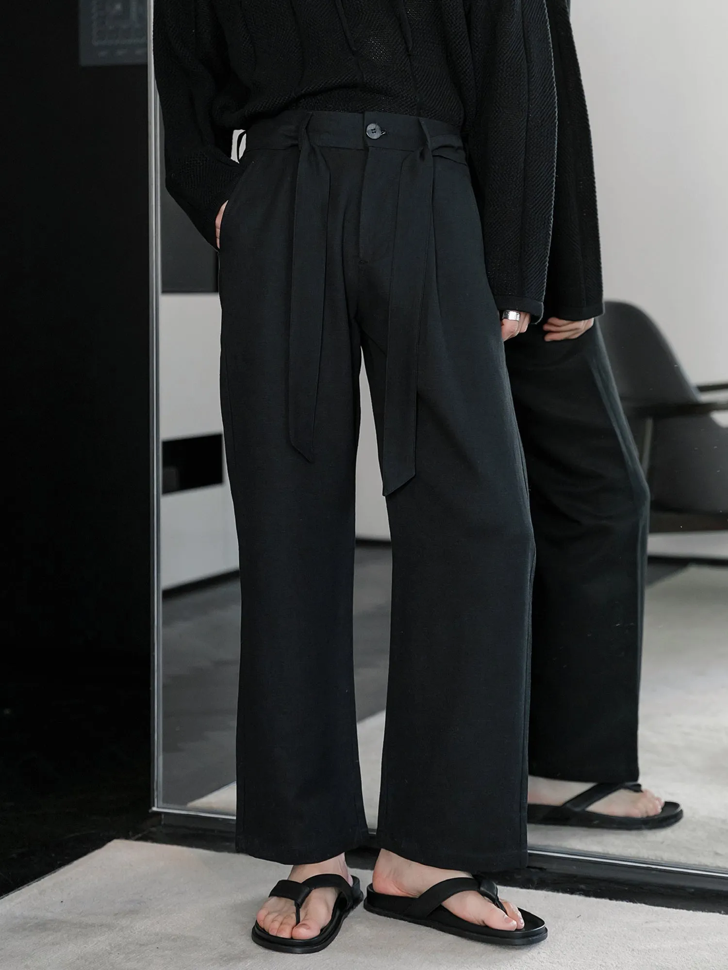 Chuan Relaxed Fit Belt Strap Trousers