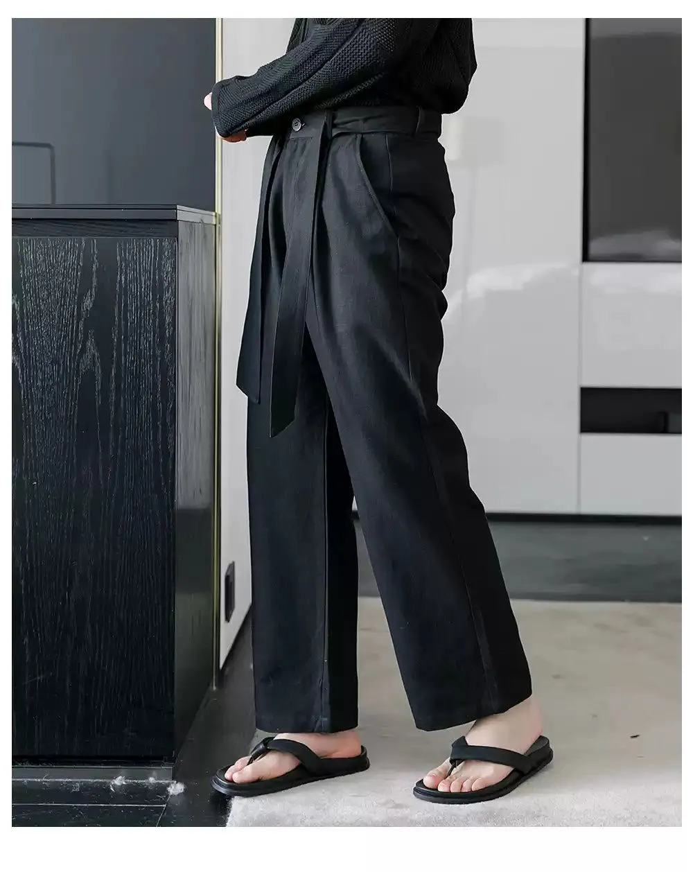 Chuan Relaxed Fit Belt Strap Trousers