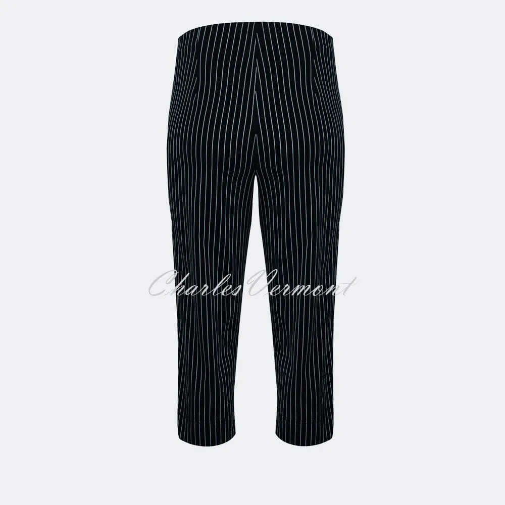 Robell Marie 07 Pinstripe Capri Trouser 51659-54567-69 (Navy / White)