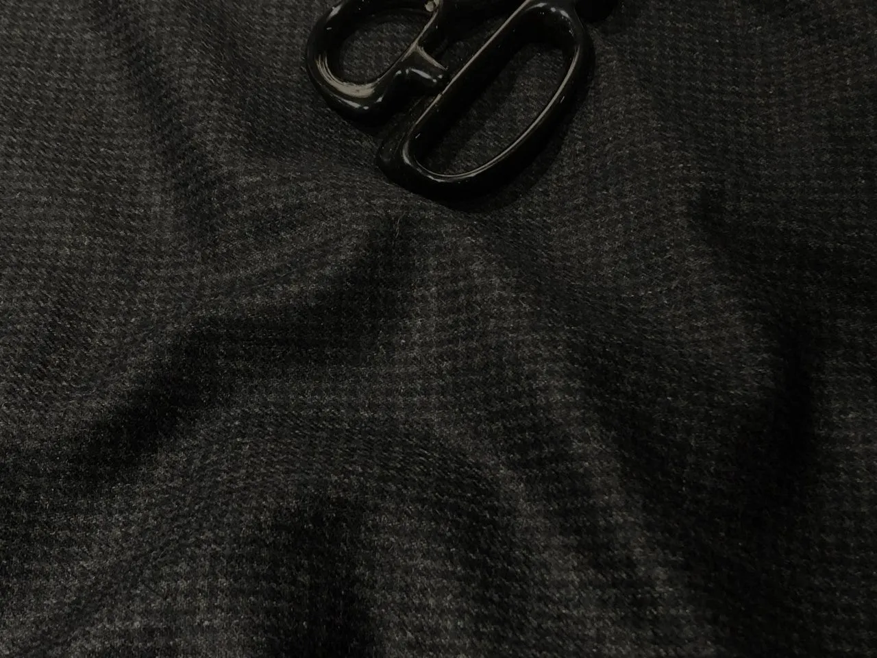 Wool x Nylon 270 gsm weight Suiting Fabric CHARCOAL BLACK [16449]